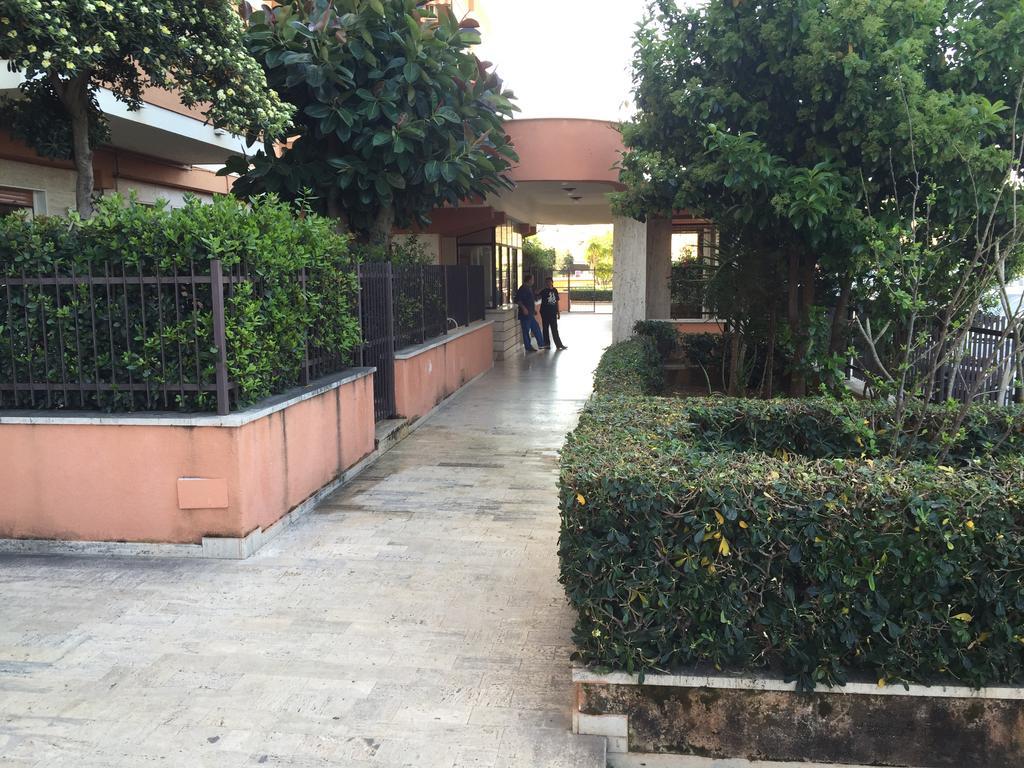 La Casa Del Dottore Palermo Bagian luar foto